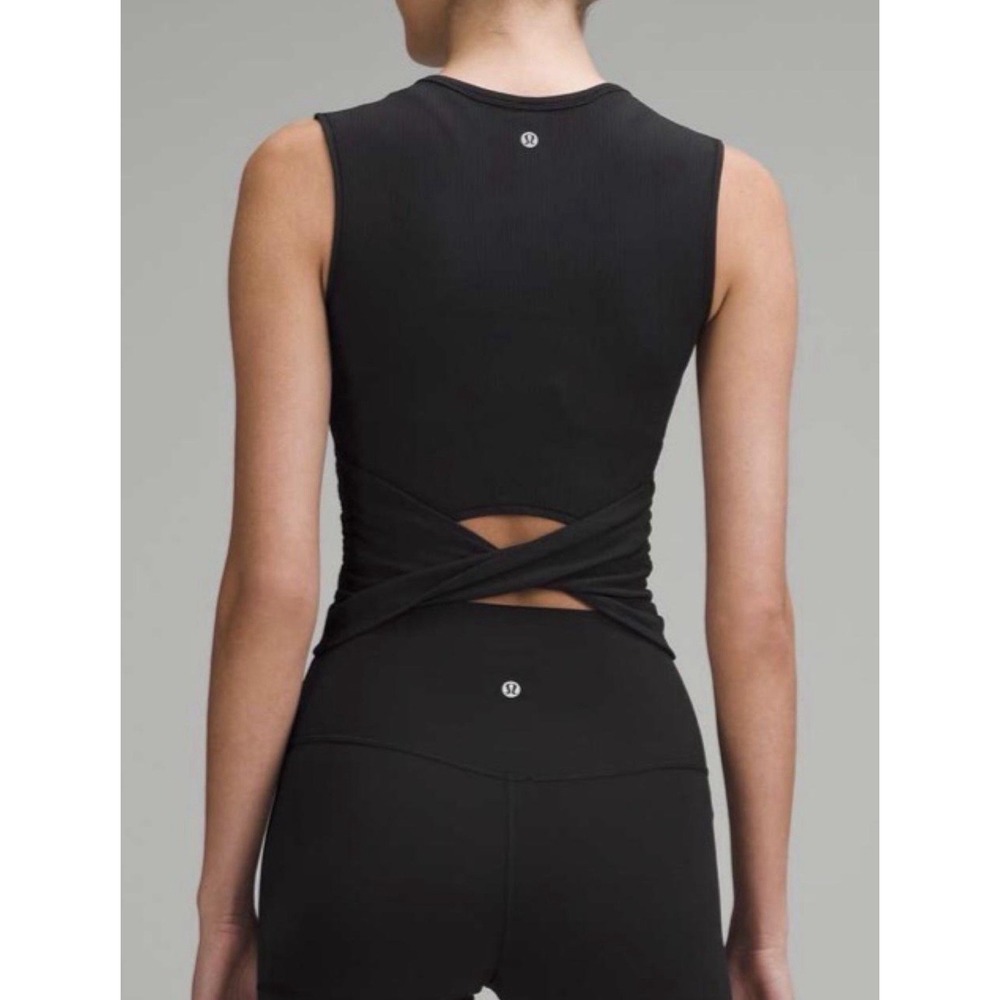 Lululemon All It Takes Back-Twist Tank Silky Black Size 6 NWT $58